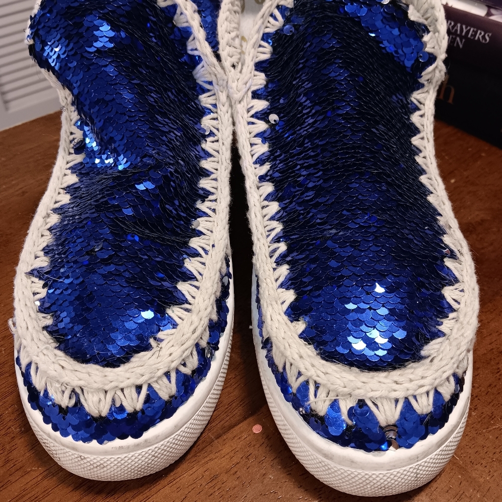 Mou Sequins Sneakers 39 or 8 Blue and Silver